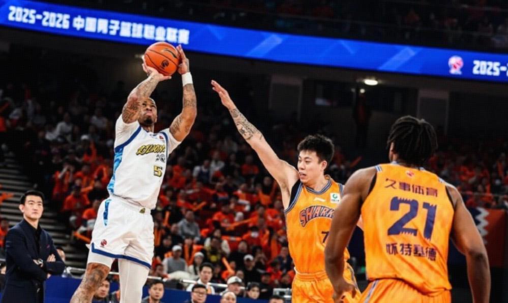 九游体育app-直线距离160公里，上海vs广厦是CBA历史“最近”的总决赛